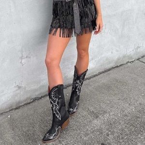 ✨SOLD✨Miss Lola cowgirl boots